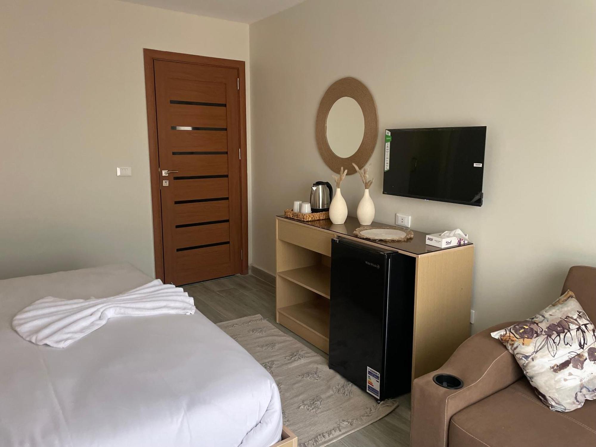 Diyar Pyramids Inn Kafret el-Gabal Екстериор снимка